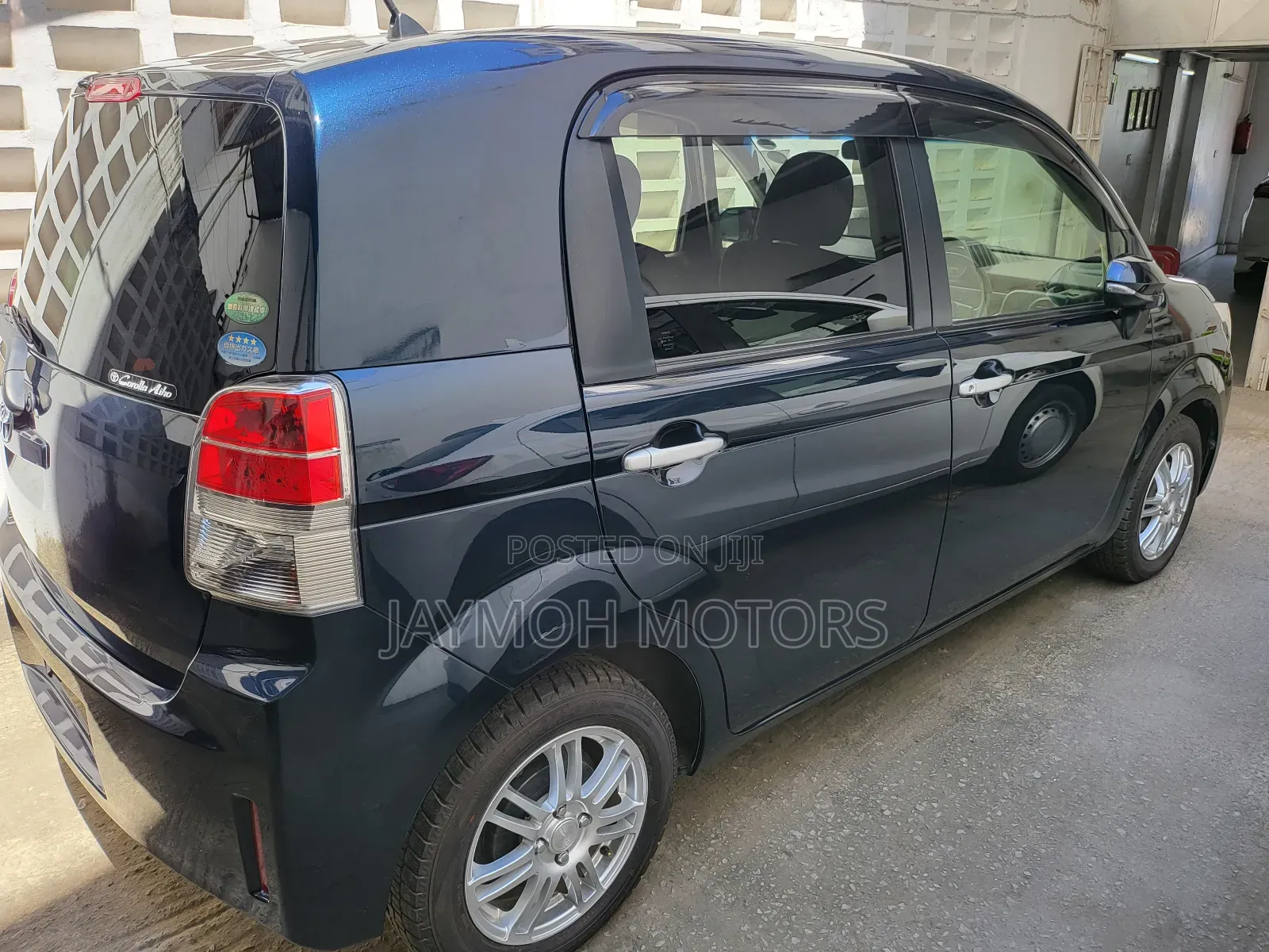 Toyota Spade 2017 Green