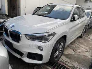 BMW X1 sDrive28i FWD 2017 Pearl