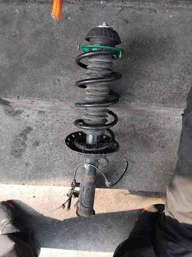 Shock Honda Fit