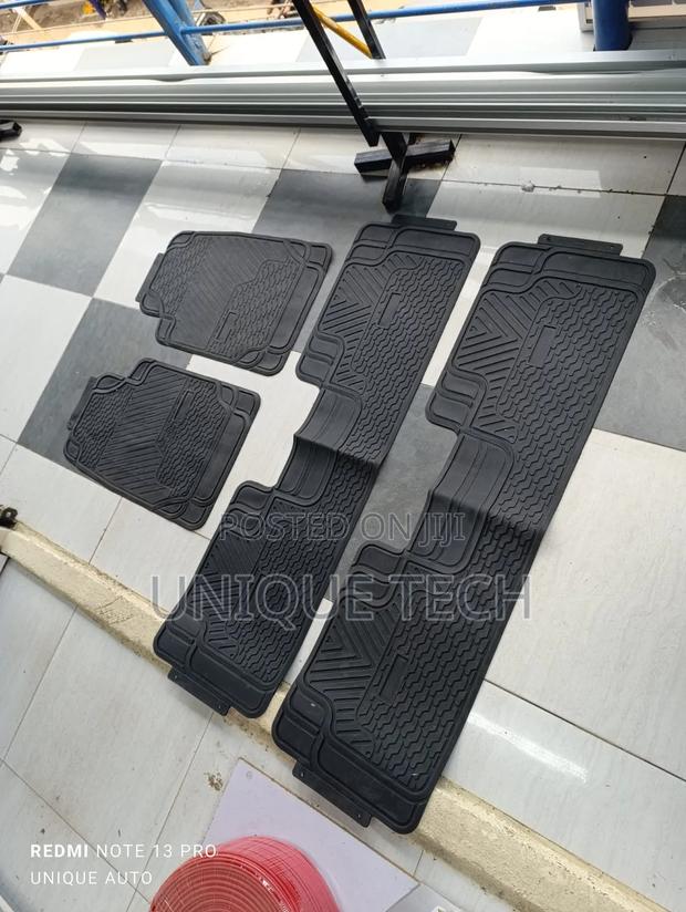 7 Seater Floor Rubber Mats- Ultimate Protection for Your Car