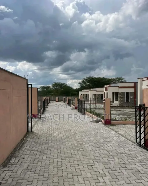 3bdrm Bungalow in Yukos, Kitengela for sale