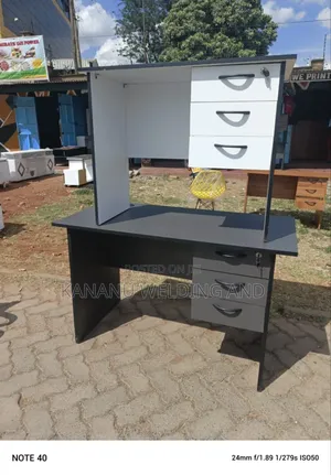 Smart Office Desk Office Table