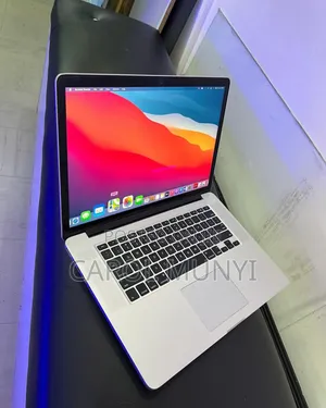 New Laptop Apple MacBook Pro 16GB Intel Core I7 SSD 256GB