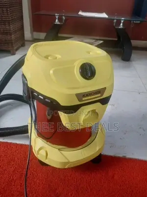 Karcher Vacuum Cleaner (WD 2)