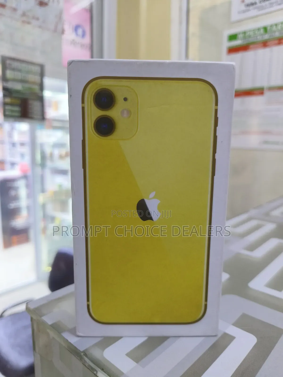 New Apple iPhone 11 128 GB Yellow