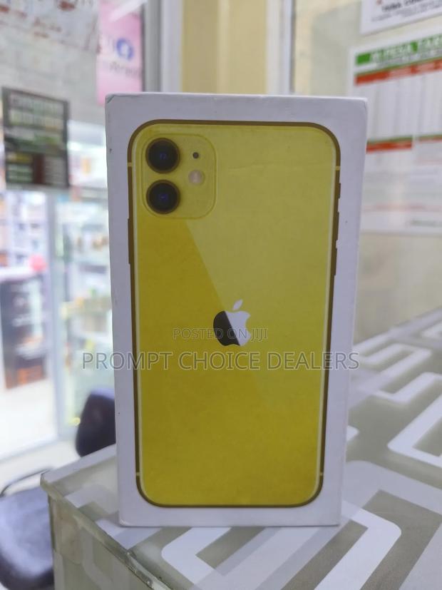 New Apple iPhone 11 128 GB Yellow - thumbnail 5