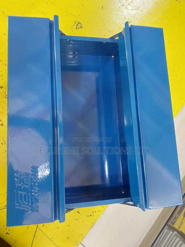 Tool Set - Metal Tool Box - main view