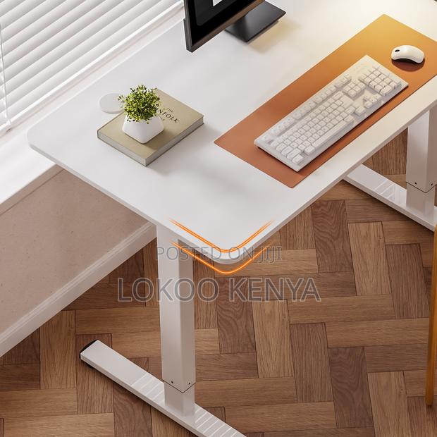 Office Desk: Generic Electric Standing Desk - thumbnail 2