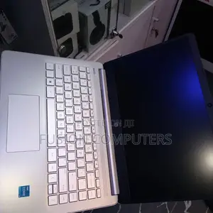 New Laptop HP 14S 8GB Intel Core I5 SSD 512GB