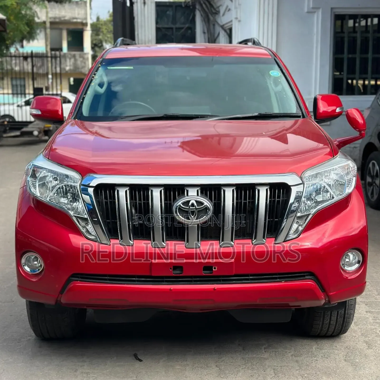Toyota Land Cruiser Prado 2.8 2017 Red