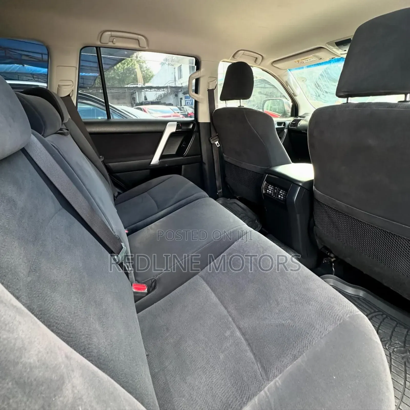 Toyota Land Cruiser Prado 2.8 2017 Red