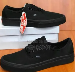 Vans Off The Wall Sizes 36,37,38,39,40,41-45price:-