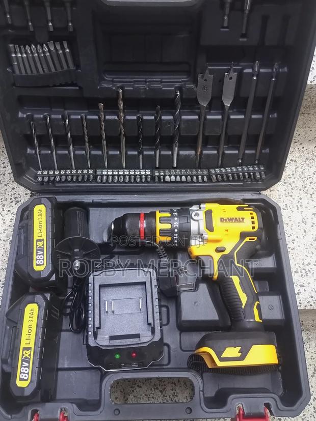 Dewalt Cordless Hammer Drill Set - main view