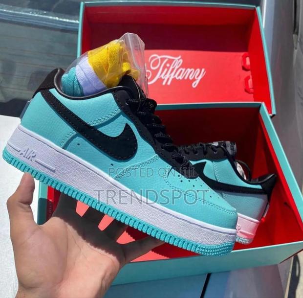 Tiffany 
Top Quality  Sizes 38-45
KSH 3200 Now in Market