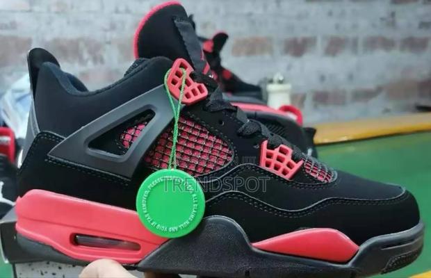 Original J4
Thunder Red
Size 41-44
3100 - thumbnail 2