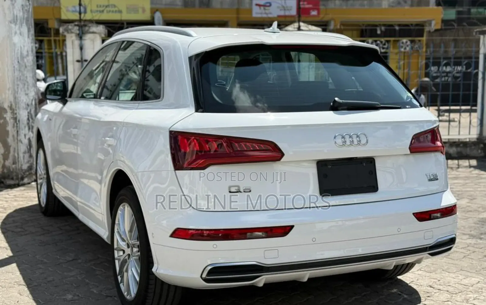 Audi Q5 2017 Off white