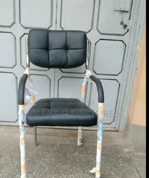 Waiting Chair With Arms