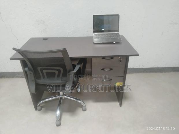 Office Chair and Captain Mesh Chair