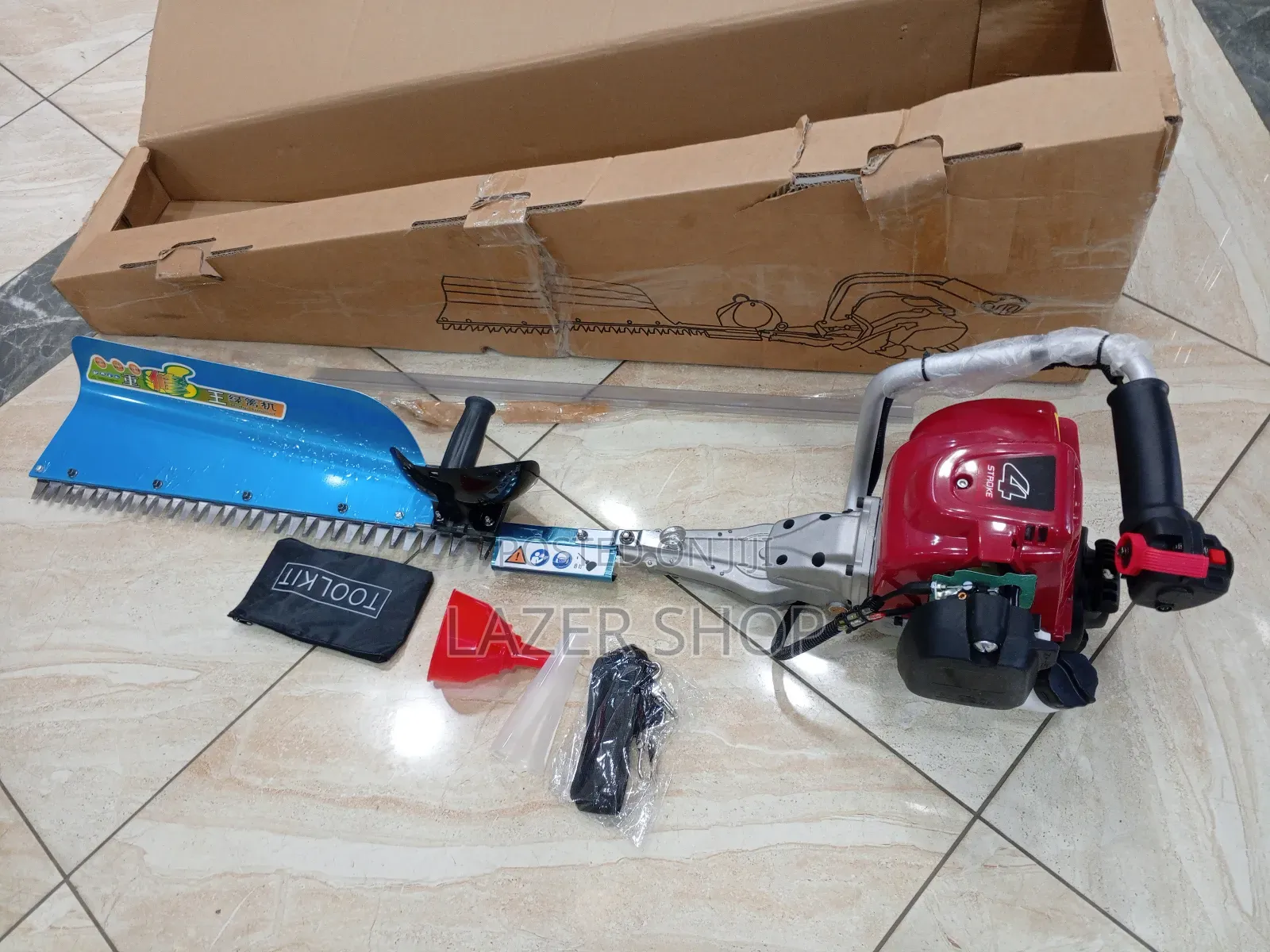 4 Stroke Hedge Trimmer