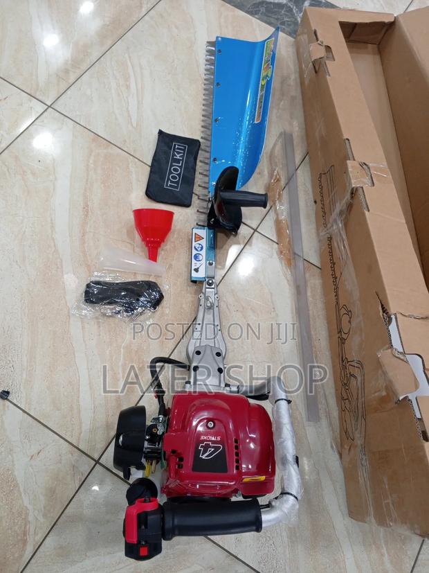 4 Stroke Hedge Trimmer - thumbnail 6