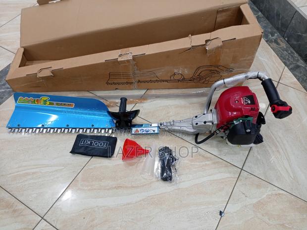 4 Stroke Hedge Trimmer - thumbnail 8