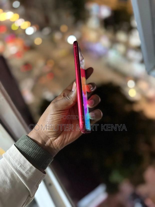 Apple iPhone 11 128 GB Red - thumbnail 3