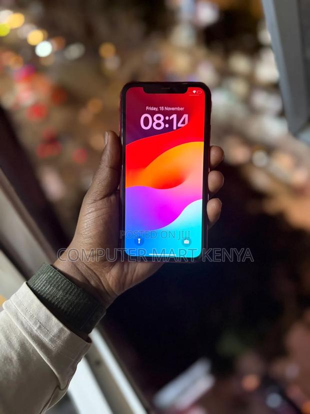 Apple iPhone 11 128 GB Red - thumbnail 4