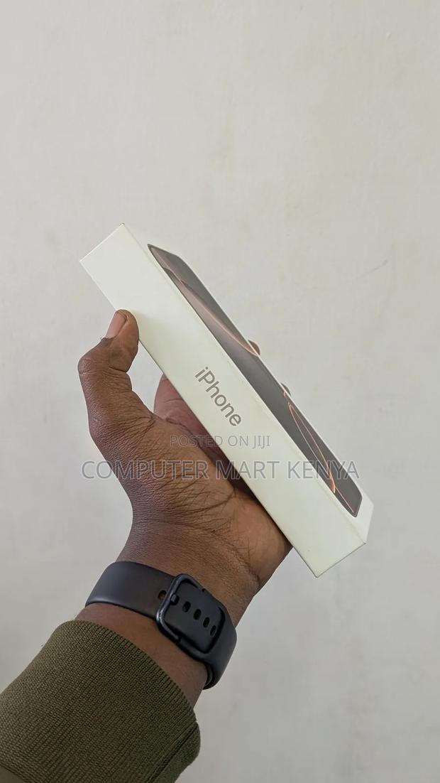 New Apple iPhone 16 Pro Max 1 TB - thumbnail 3