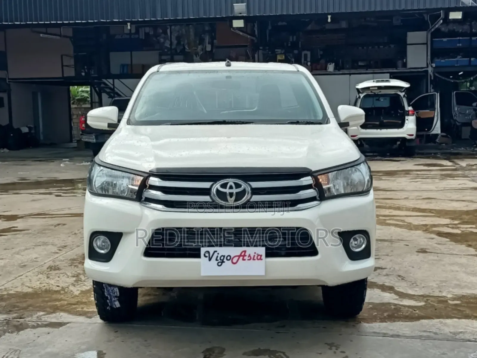 Toyota Hilux 2017 White