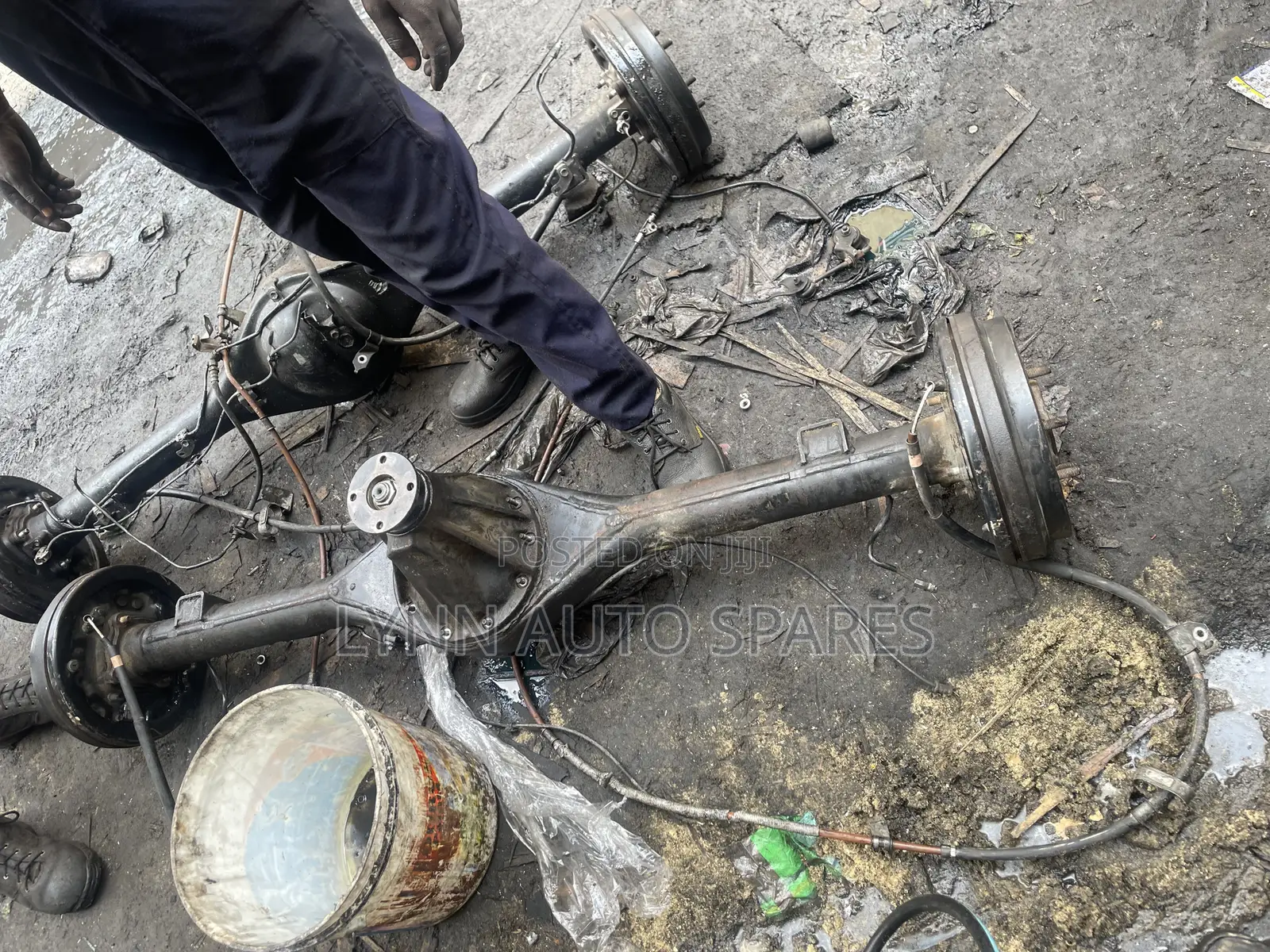 Complete Tube Differential With Axle