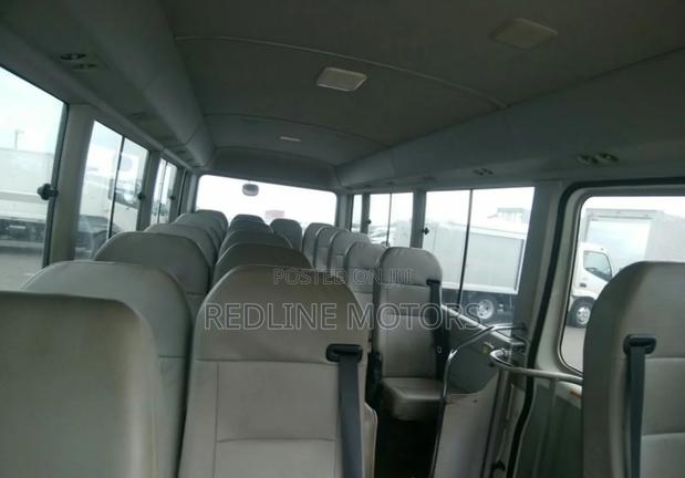 Toyota Coaster 2017 White - thumbnail 3