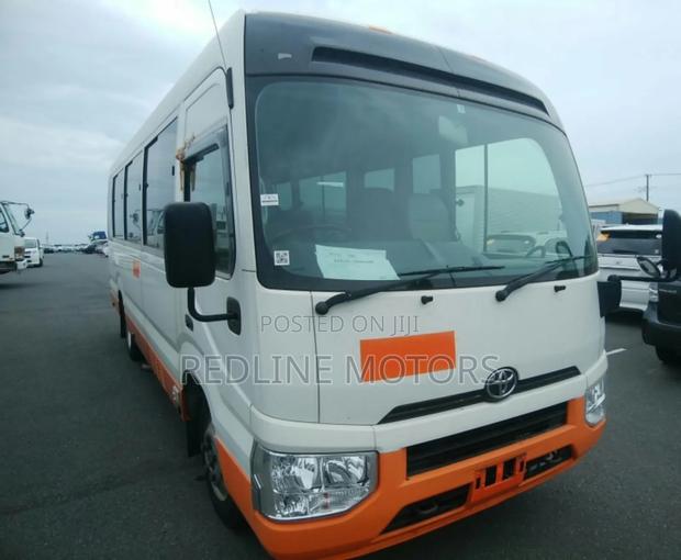 Toyota Coaster 2017 White - thumbnail 4