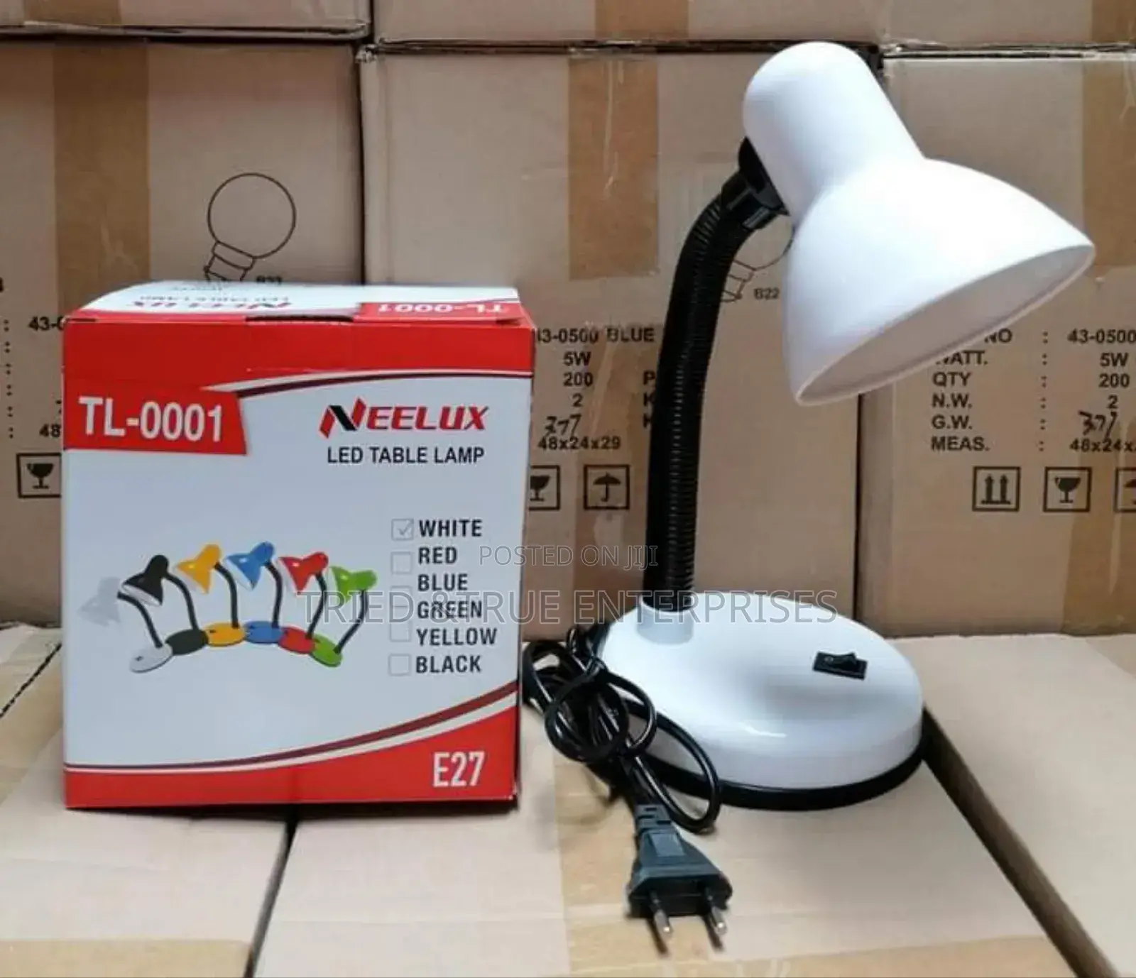 White Vintage Bedside Table Lamp Tf3