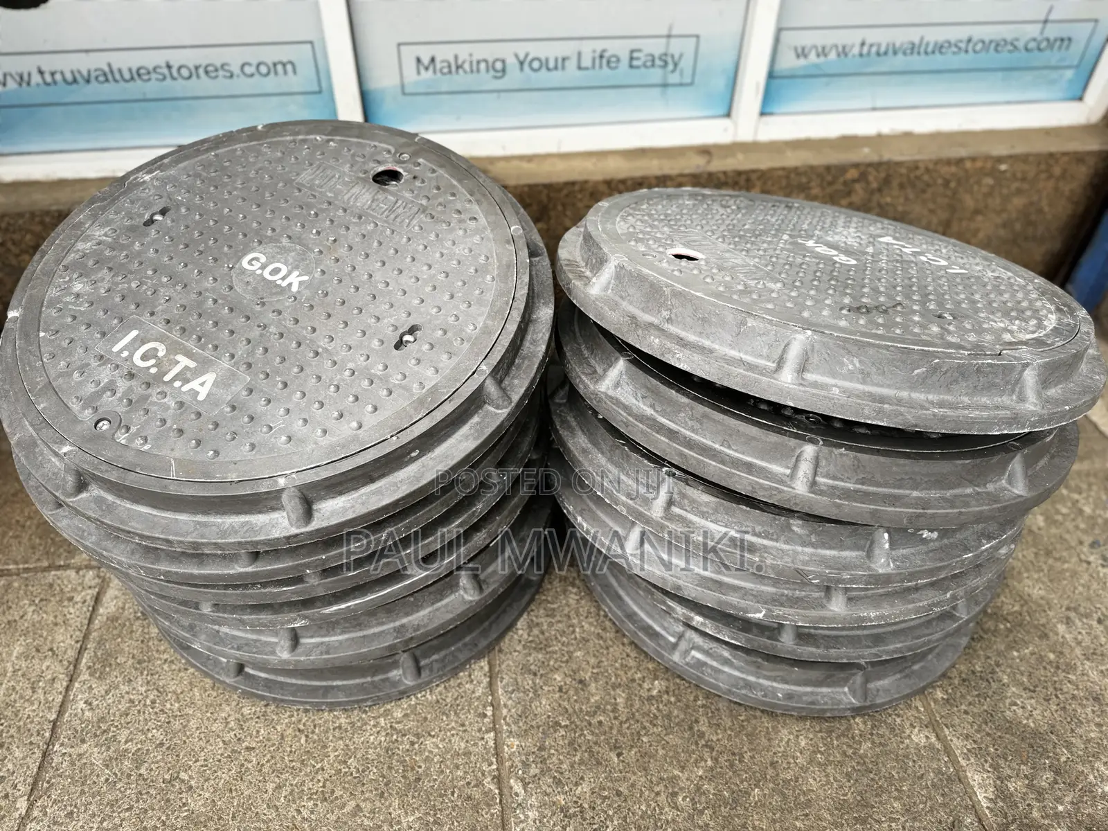 Heavy Duty Round Manhole Covers- 600mm Dia.(Lockable)