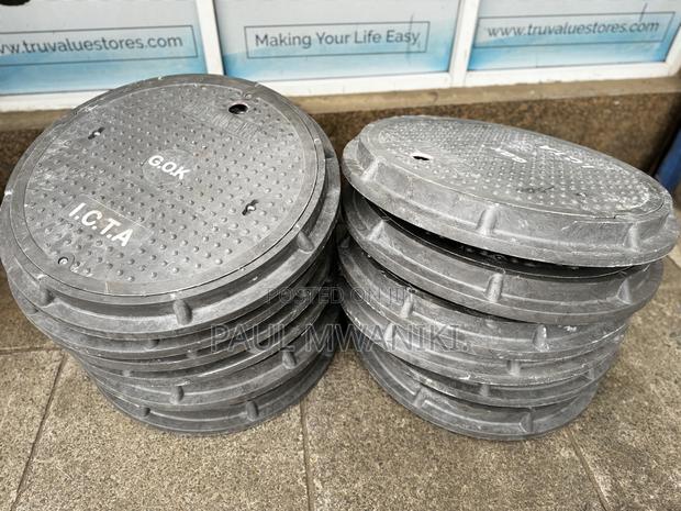 Heavy Duty Round Manhole Covers- 600mm Dia.(Lockable) - thumbnail 2
