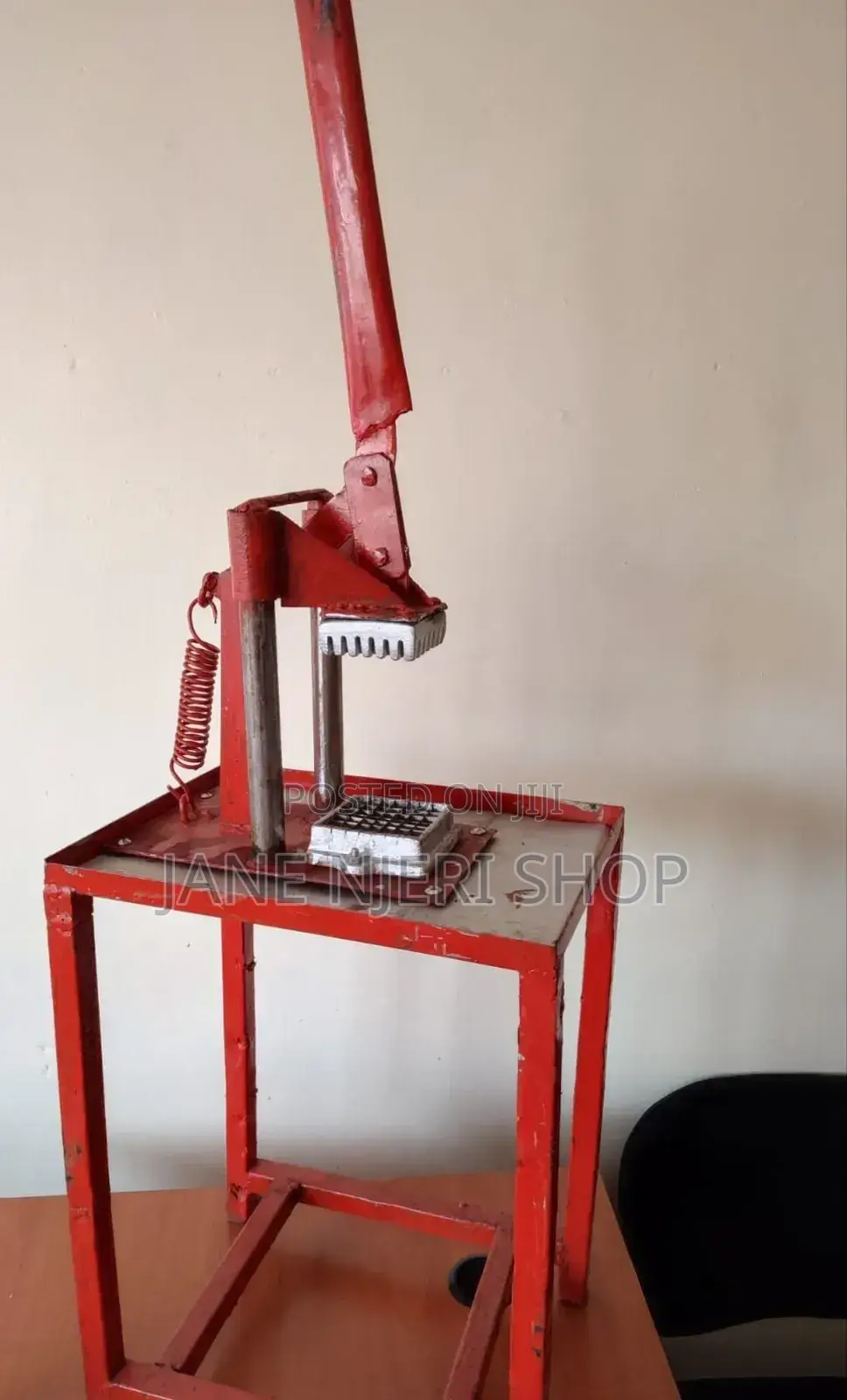 Chips Cutter
