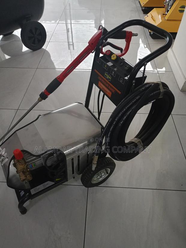 2700psi Electric Pressure Washer - thumbnail 2