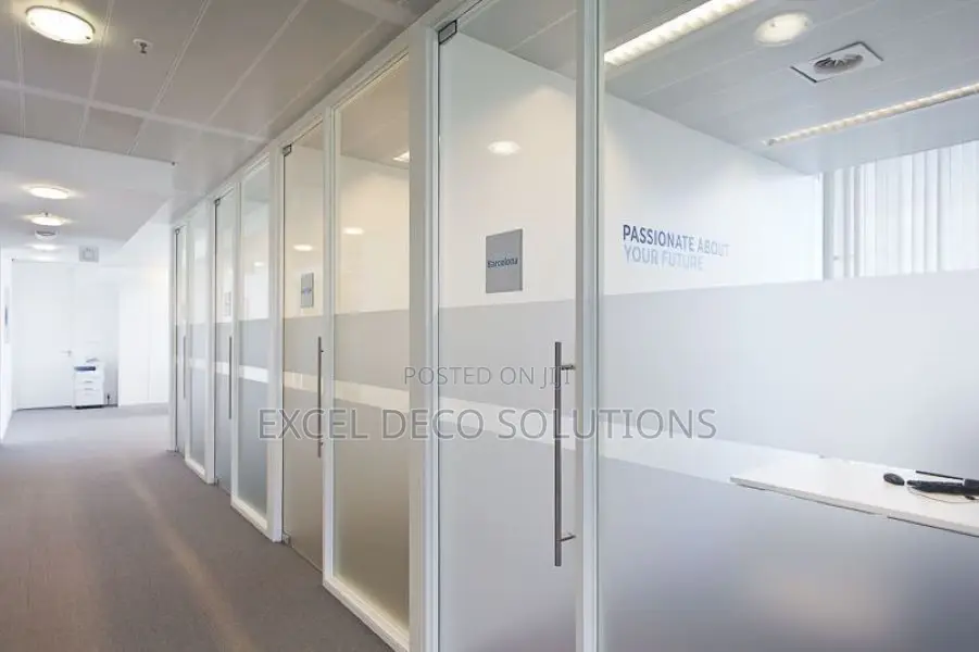Minimalist Office Partitions- Aluminium