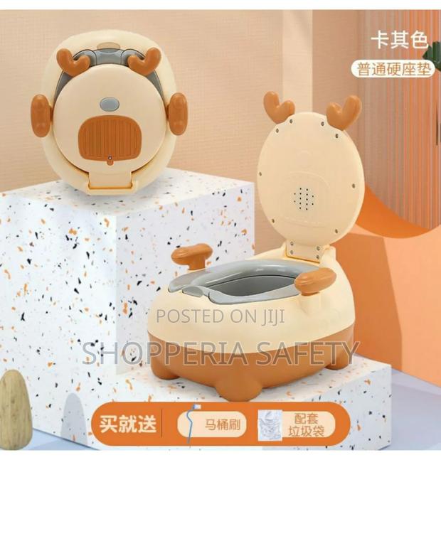 Spacious Kids Potty - main view