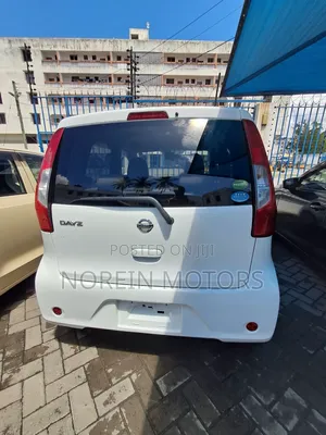 Nissan Dayz Highway Star G 2018 White