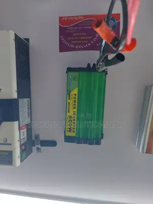 Solarmax Solar Power Inverter Full Power 600w Peak 1200w