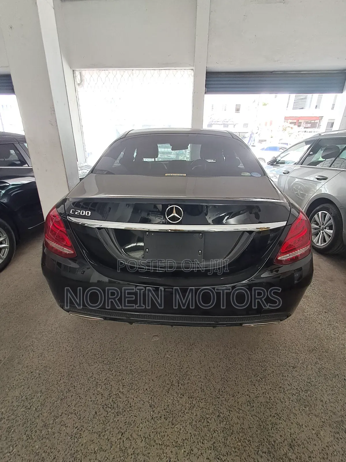 Mercedes-Benz C200 2017 Black