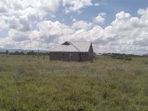Affordable Plot - Joska Powerline