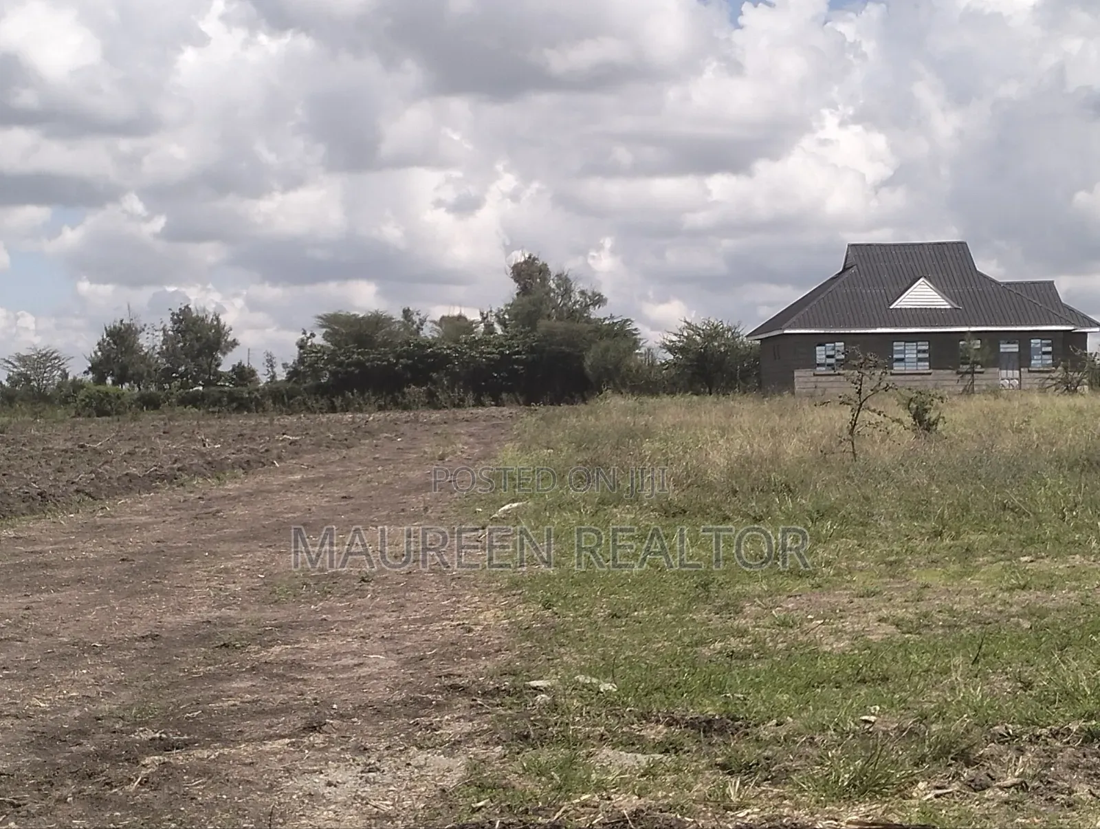 Affordable Plot - Joska Powerline