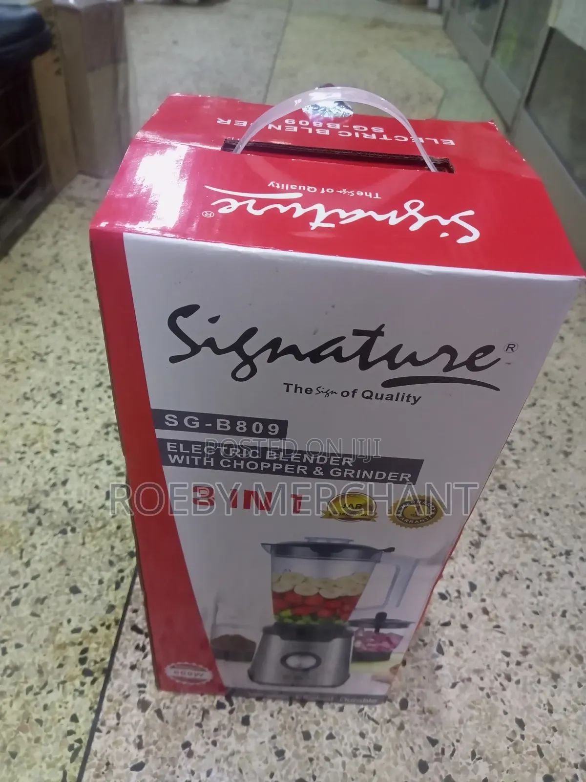 Signature Blender With Chopper N Grinder