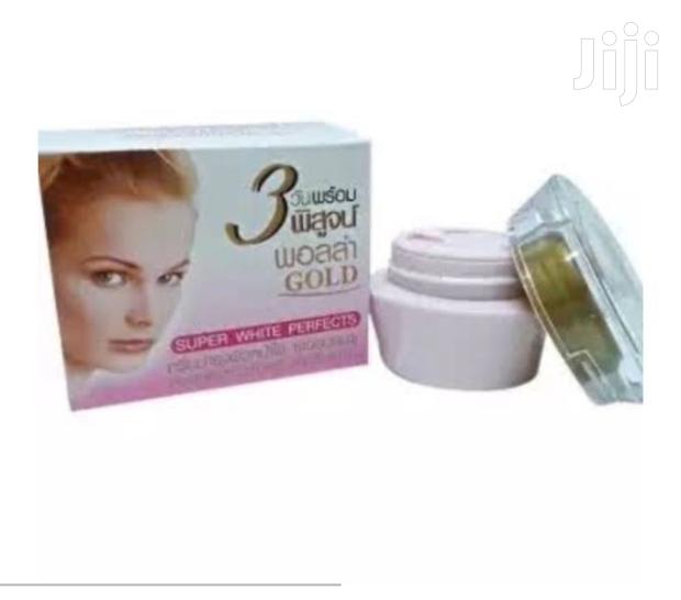 Sunburn and Melasma Eliminating Polla Cream. - main view