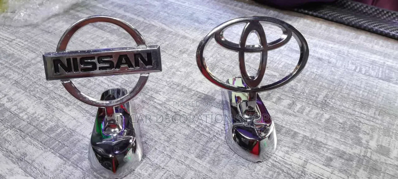 Hood Mark Bonnet Stand Stick on Logos