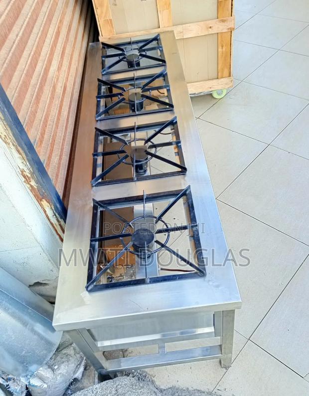 Lovely Kitchen Stainless Four Burner Gas Cooker