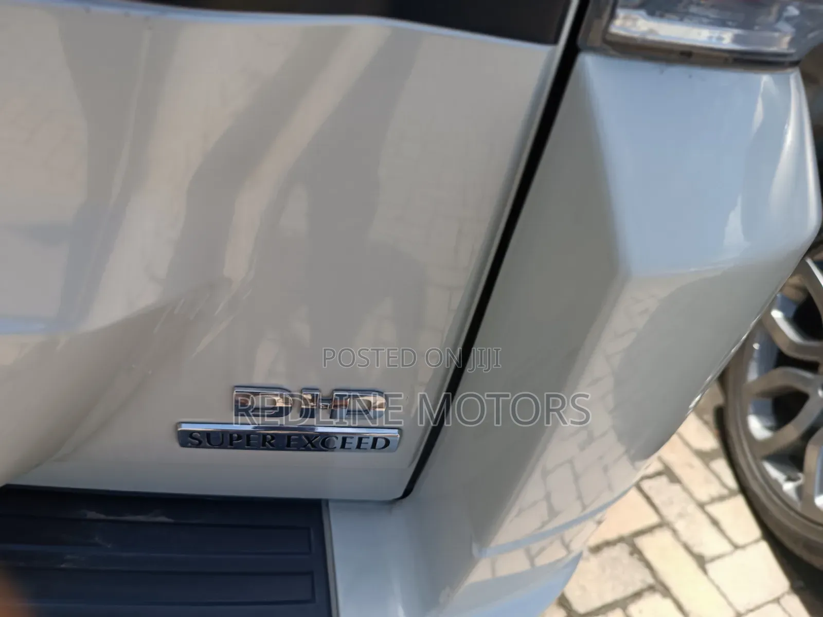 Mitsubishi Pajero V90 3.2 DI-D GL 2017 Pearl