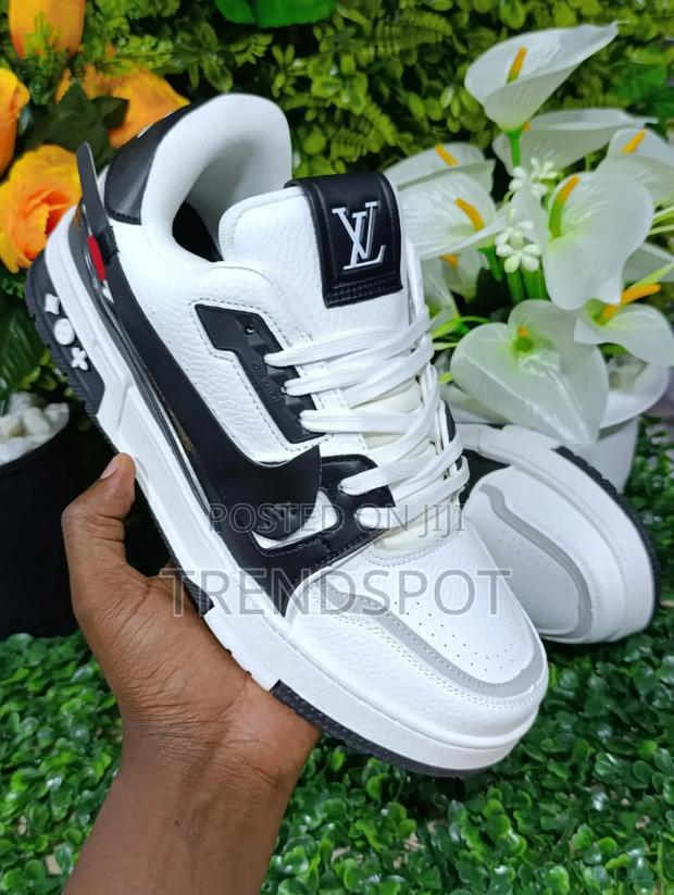 Lv Trainer Black White Sizes. 40-44 Price. At 4000 KSH